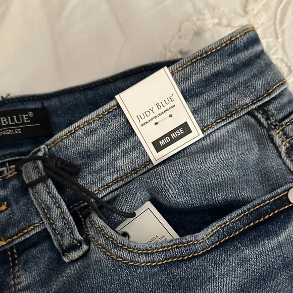 Judy Blue Classic Denim Straight Leg Jeans - Picture 5 of 8